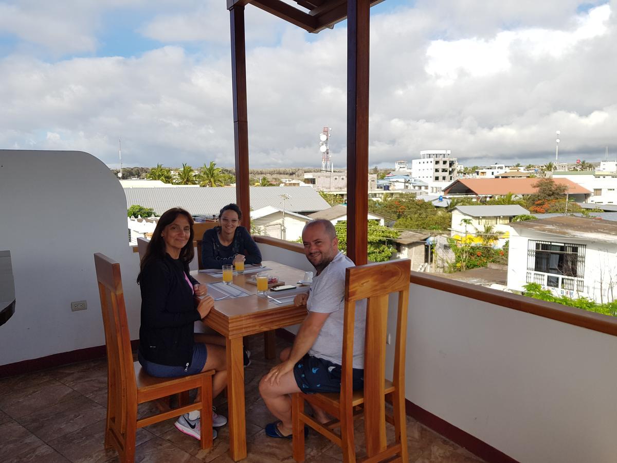 Gloria - Galapagos Inn Puerto Ayora  Eksteriør bilde