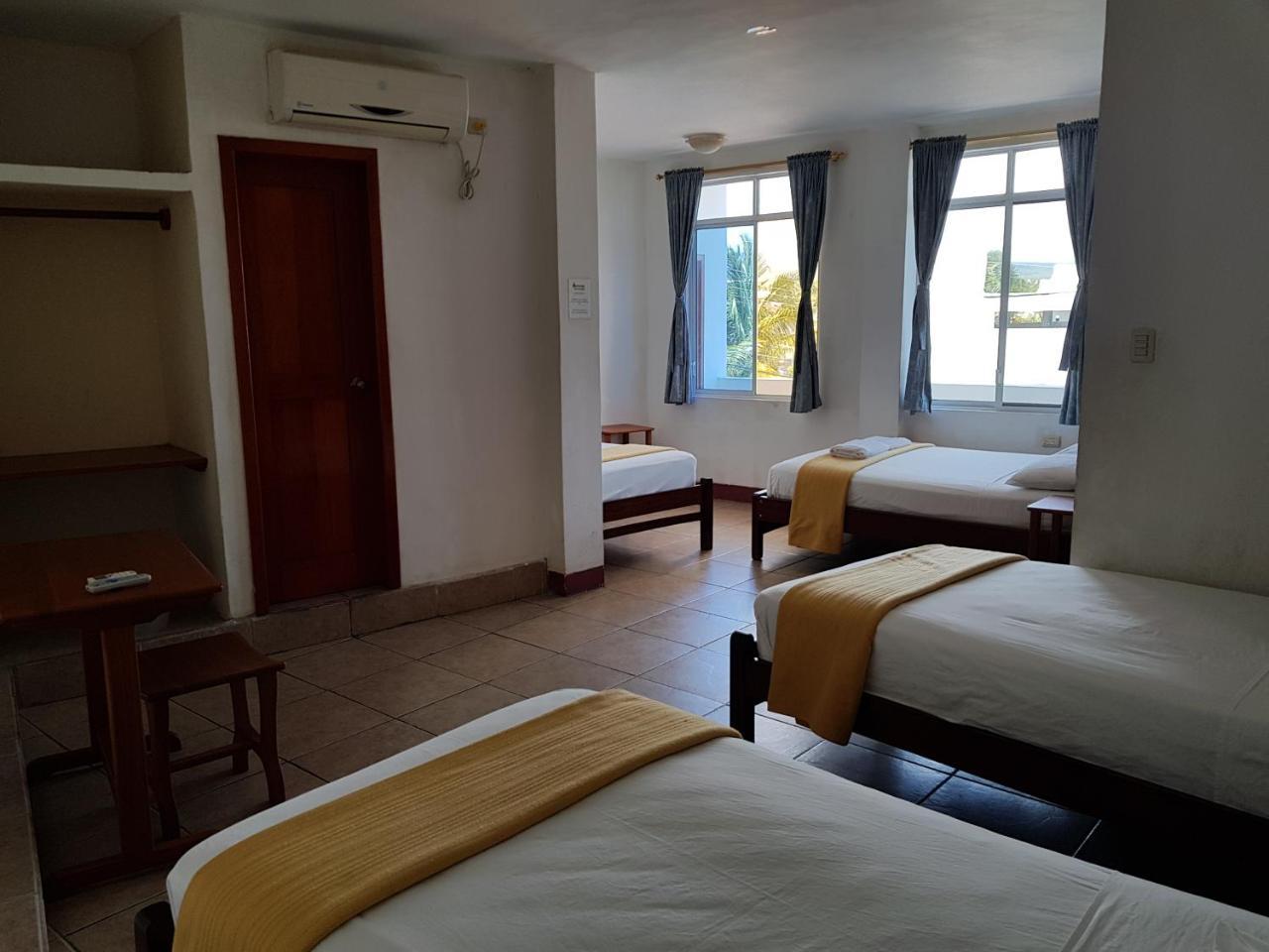Gloria - Galapagos Inn Puerto Ayora  Eksteriør bilde